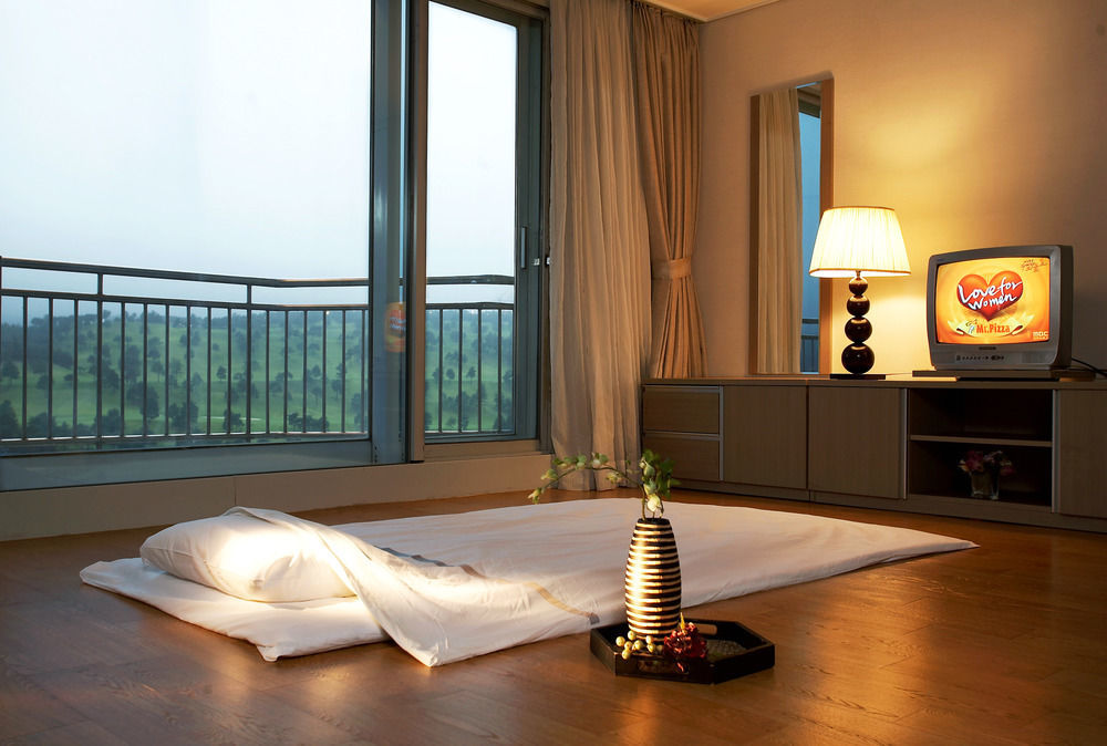I Park Condominium Sokcho Eksteriør billede