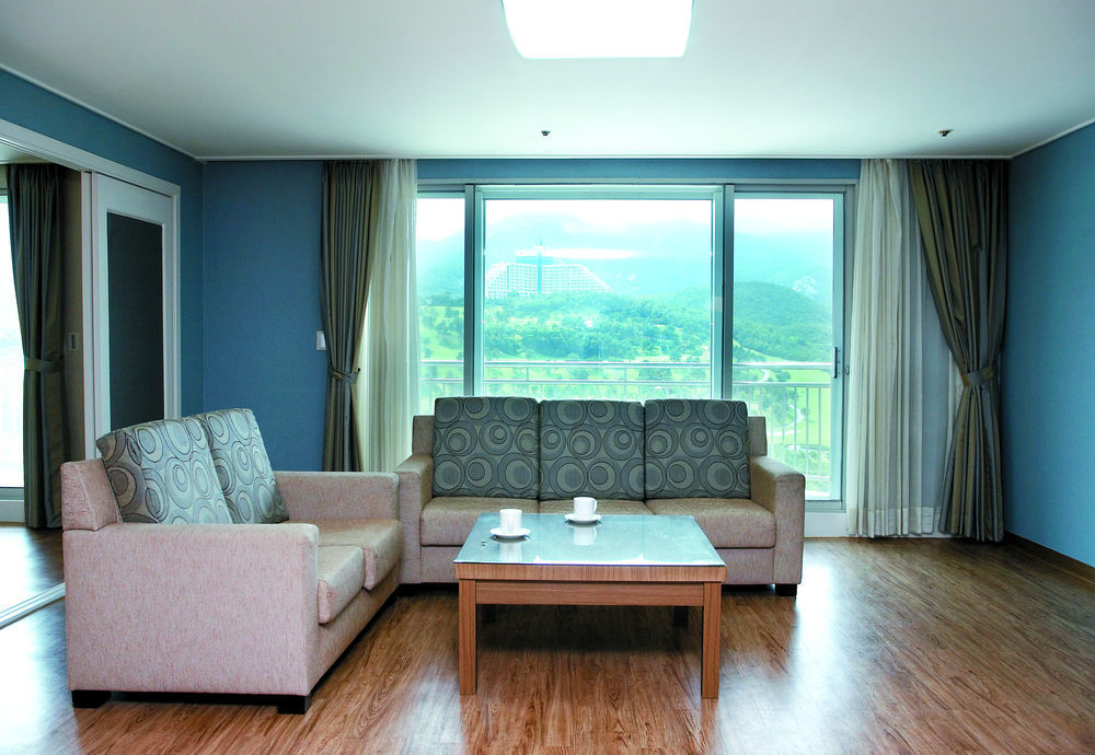 I Park Condominium Sokcho Eksteriør billede